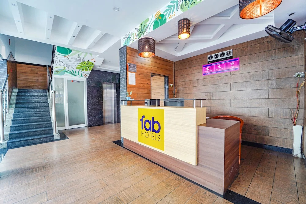 FabHotel Stratford