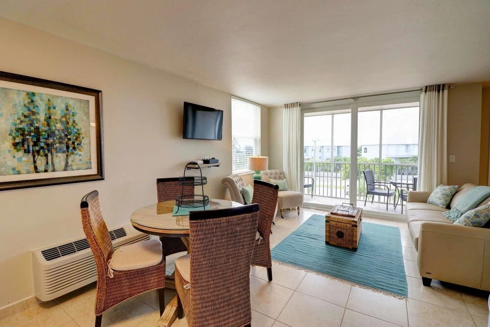 Beach & Tennis 4408