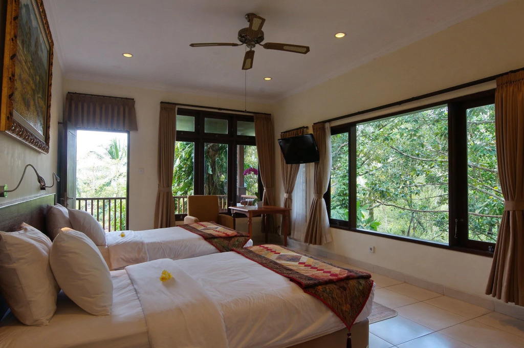 Cempaka Belimbing Villa