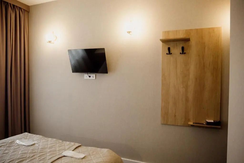 AMINA HOTEL