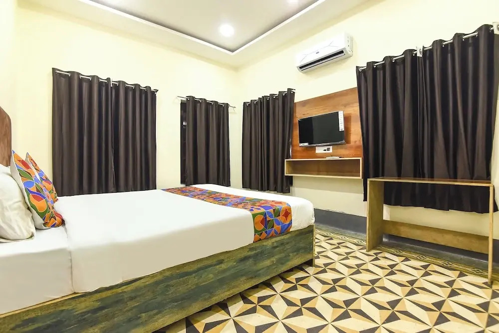 FabHotel KGF