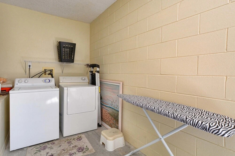Indian Point- 3 Bedroom Pool Home- 1301IP