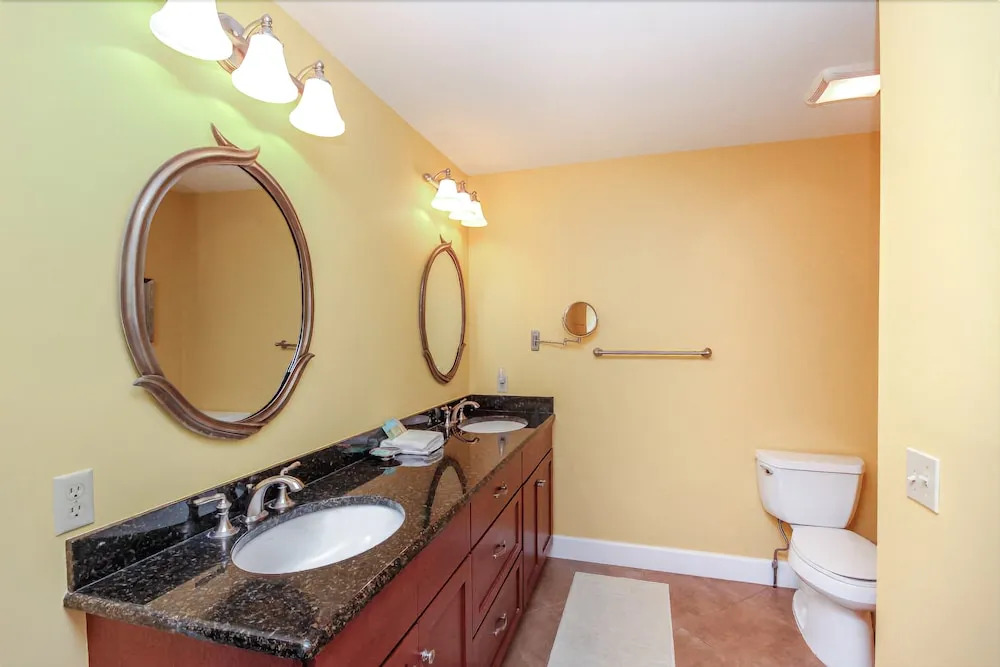 Inland Harbour 2429 - Two Bedroom Condo