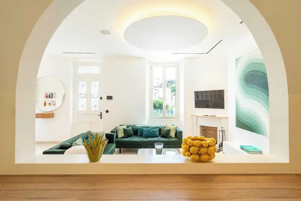 Superb Villa With Swimming Pool & Wellness Area
