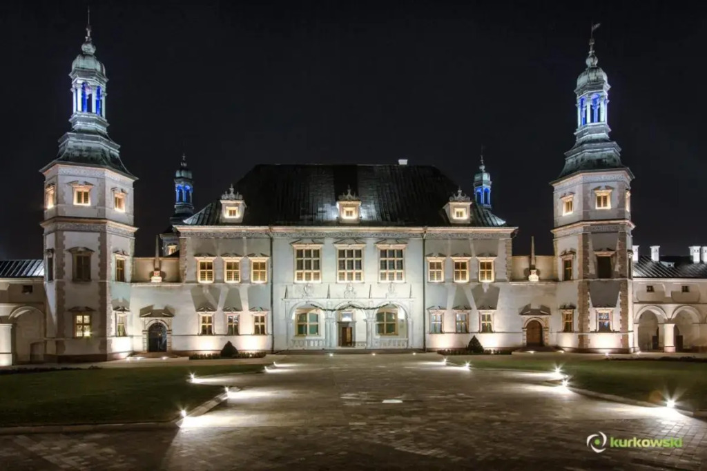 Apartamenty Złota 15