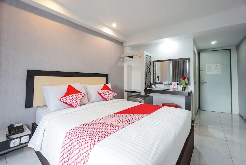 Oyo 1318 Hotel Prince Boulevard
