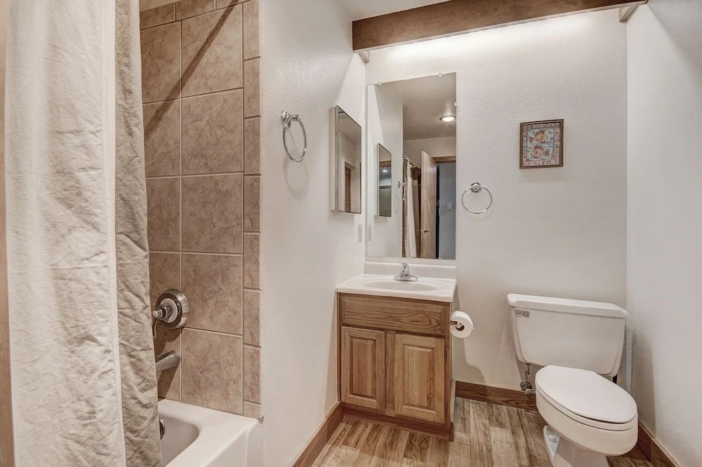 112 Marina Place 2 Bedroom Condo by RedAwning