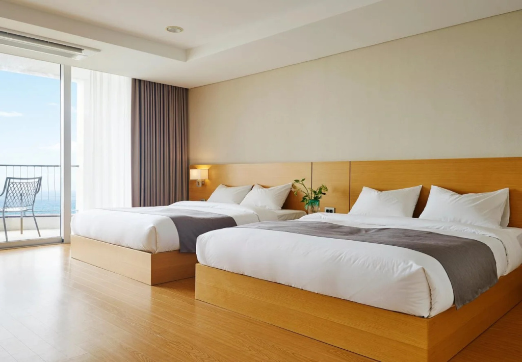 The Suites Hotel Naksan
