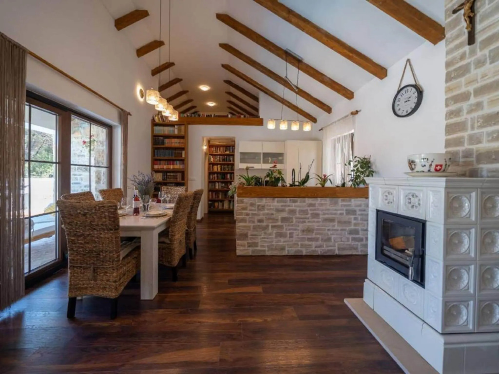 Wonderful Holiday Home in Pridraga with Wellness