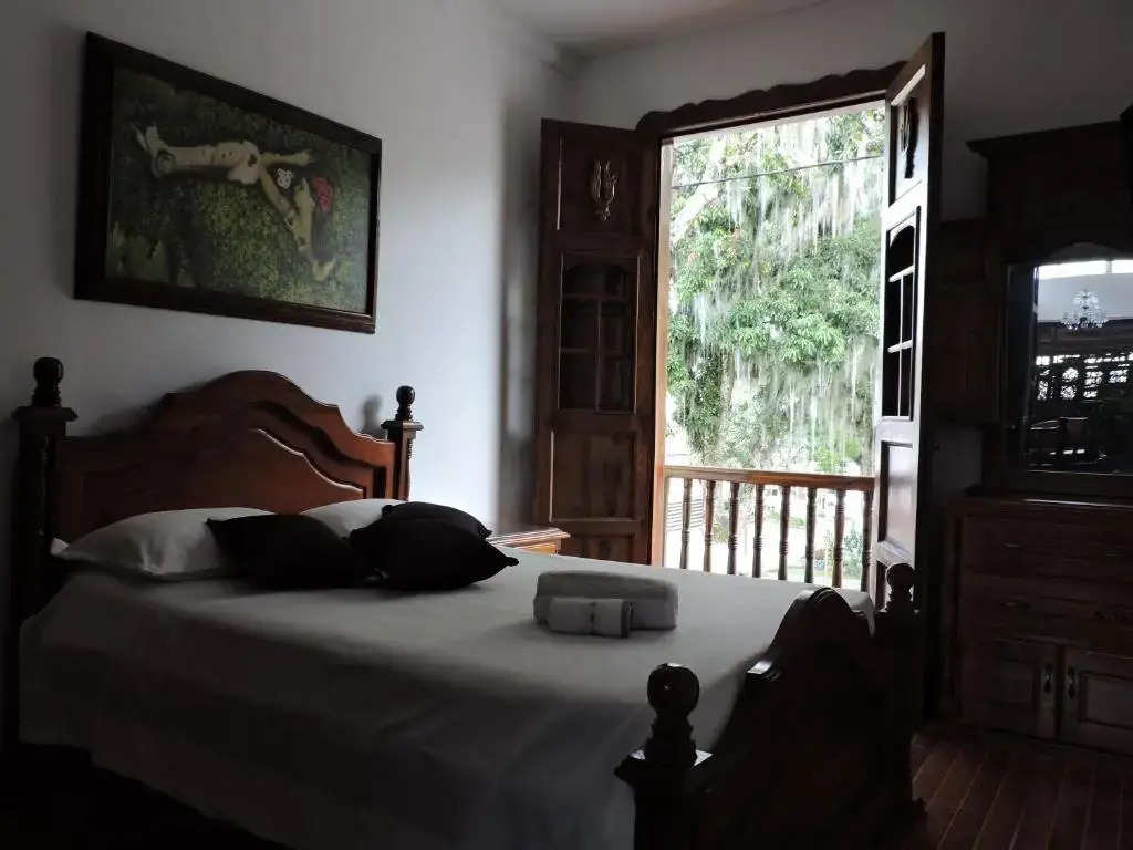 Las Marías Family Home - Urbano & Campestre
