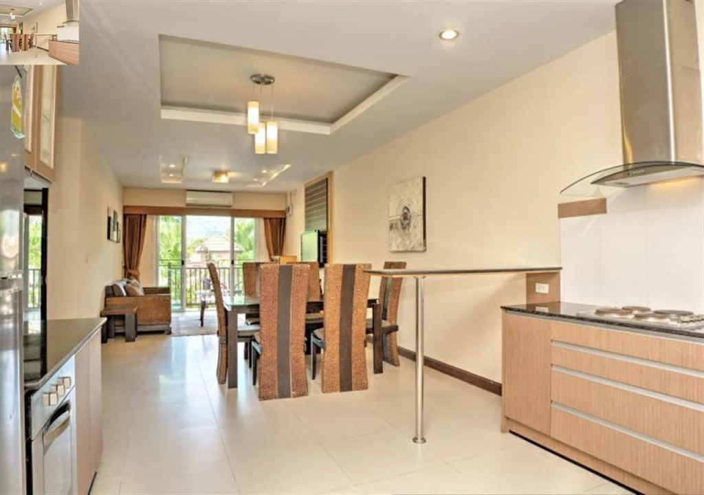 Whispering Palms Suite