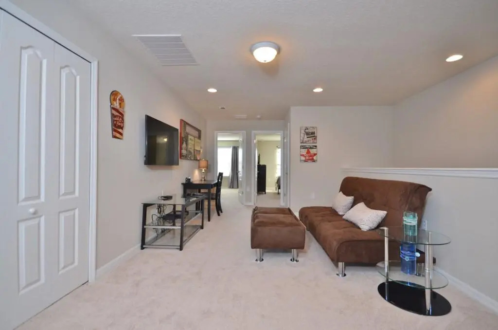 1998 Majorca Drive 5 Bedrooms, 3 Bathrooms