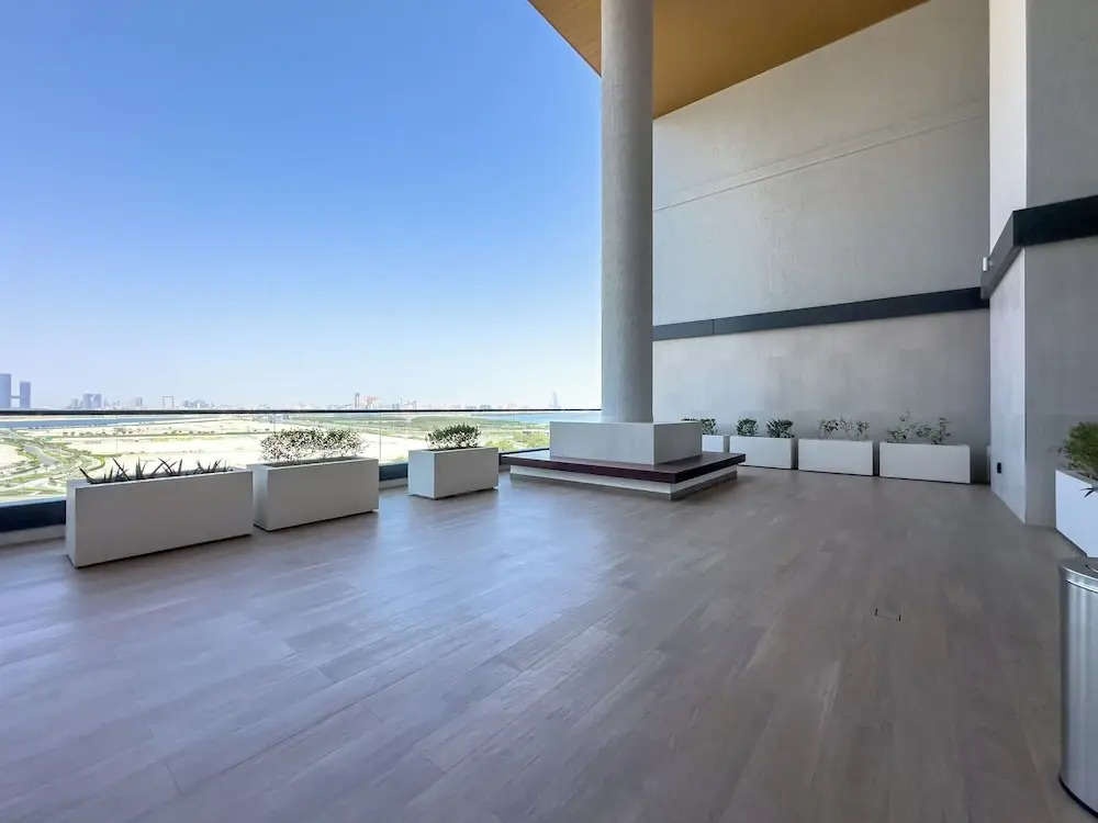 Marco Polo - Stunning 2BR with Burj View, Spacious Gym & Pool