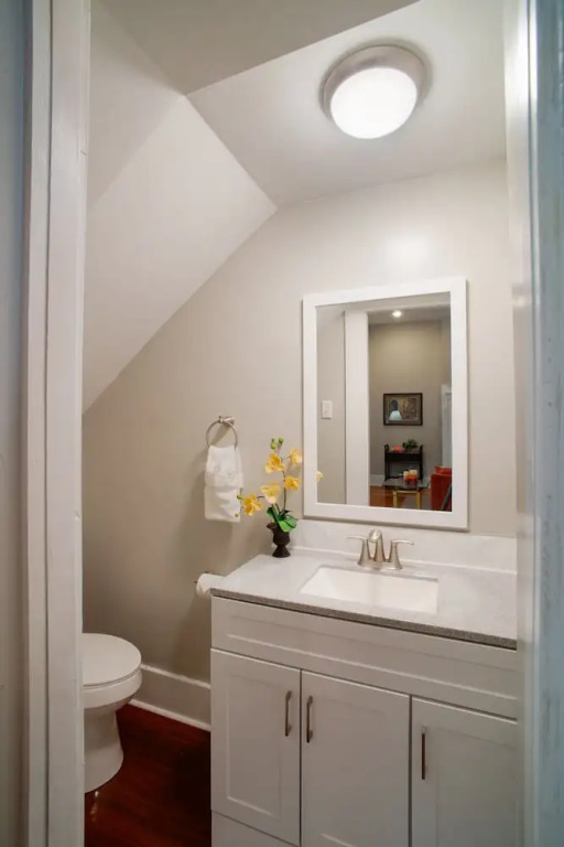 Newly Renovated Historic District Apt