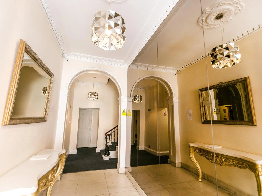 Park Lane Apartments - Clarges Street