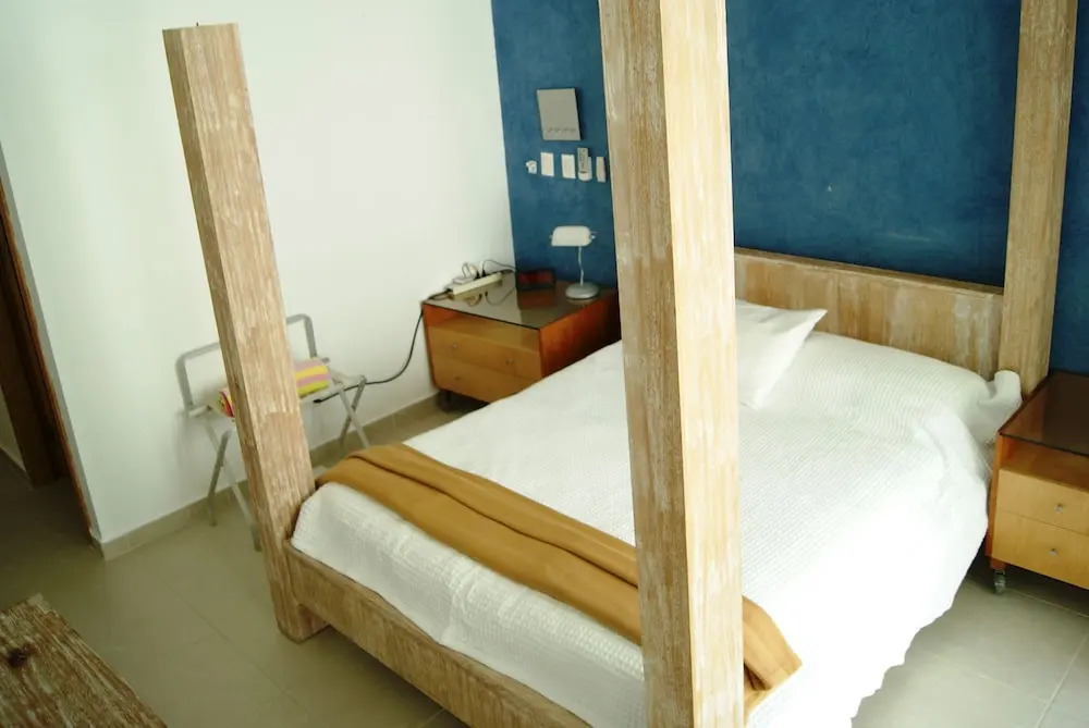 Luxury 3BR Condo HZ by TA