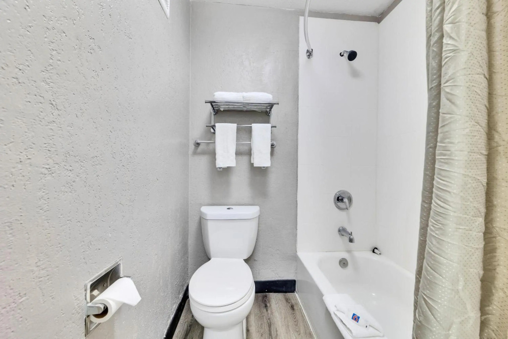 Motel 6 Austin, TX - Airport - South