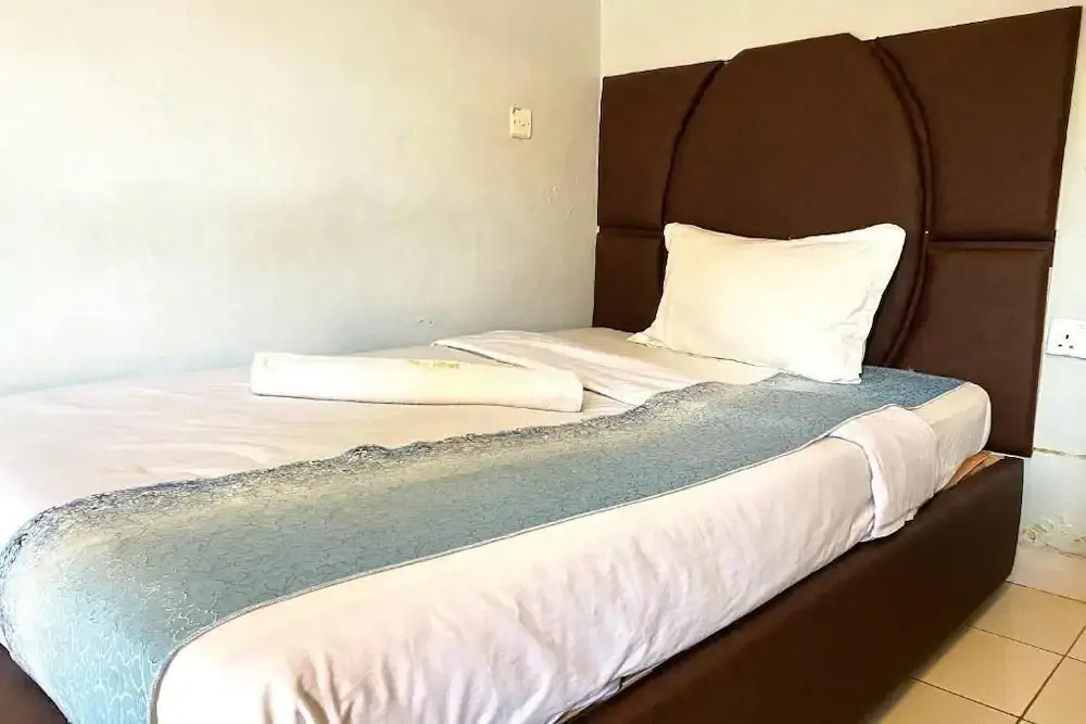 TULIA LODGE