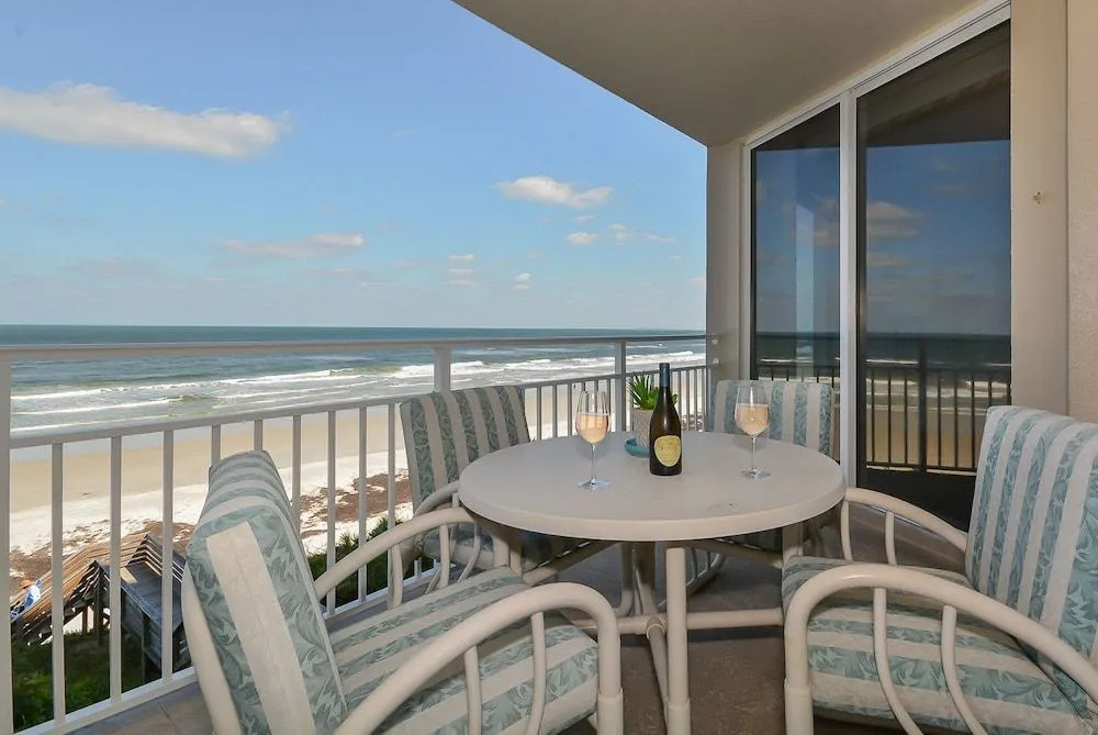 SR202 Surf & Racquet by RedAwning