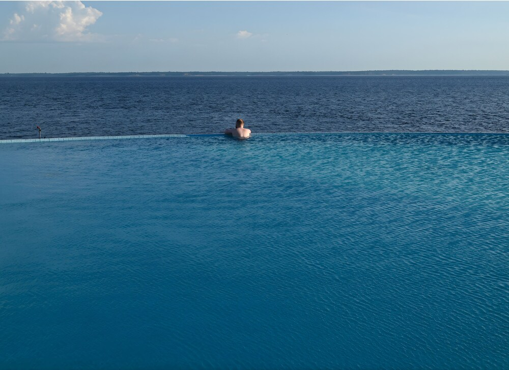 Tropical executive hotel Flat 1006