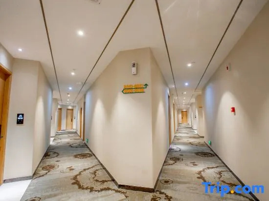 Yunchengxiyue Hotel (Yuyao North High-speed Railway Station)