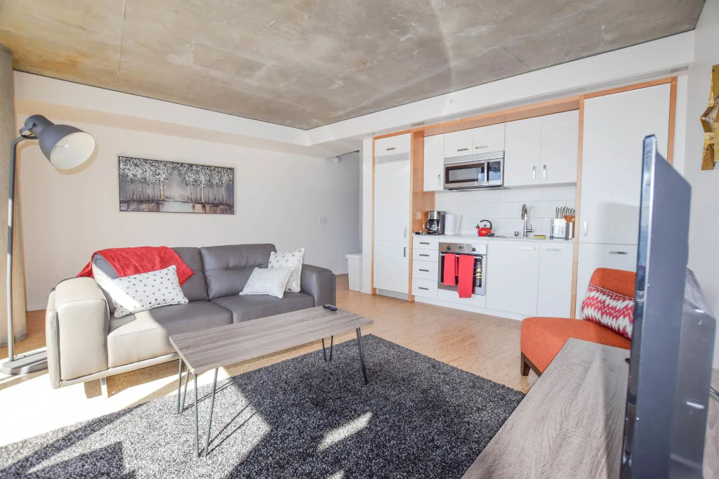 Space Needle Suites by Luxe Hubs