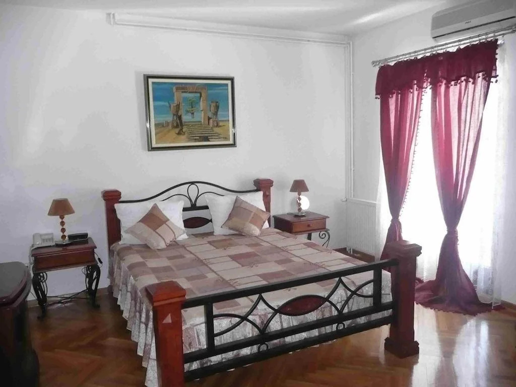 Hotel Oazza