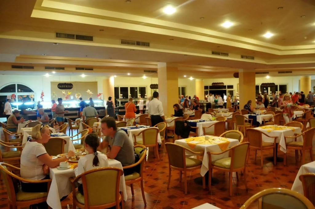 Курортный отель Grand Oasis Resort