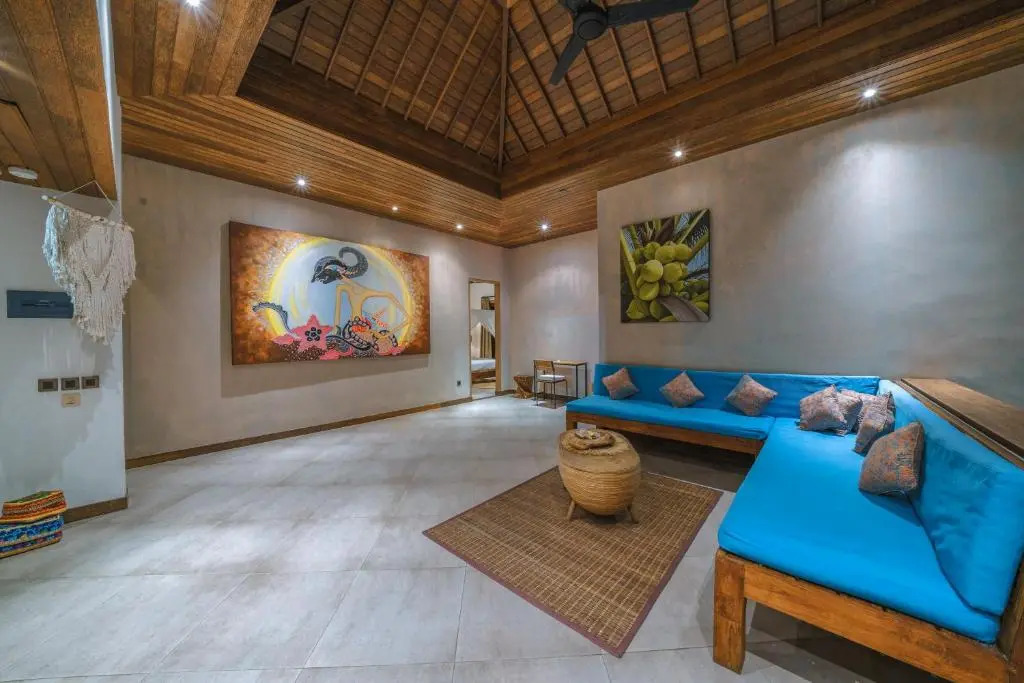 Puri Aman - Unique & Lush 3BR Pool Villa - Next to Gigi Susu & Walk to Beach