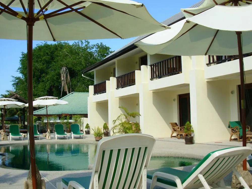Apartment With one Bedroom in Ko Samui District, With Pool Access, Fur