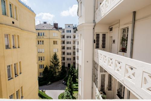 Gellert Terrace Apartment Near Spa