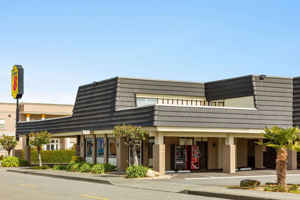 Super 8 by Wyndham Eureka