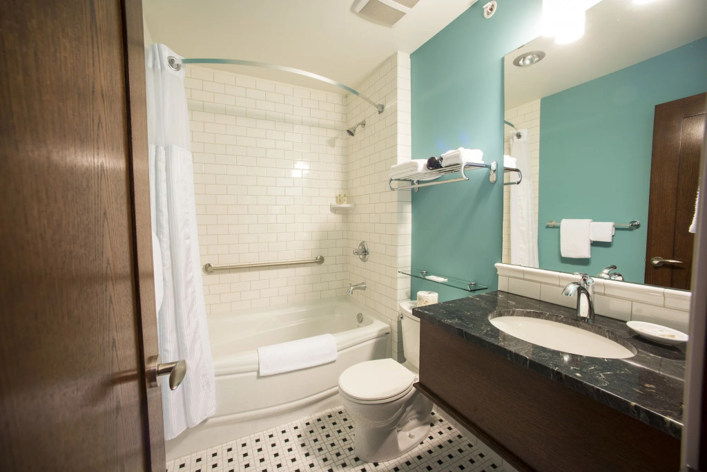 Hume Hotel & Spa