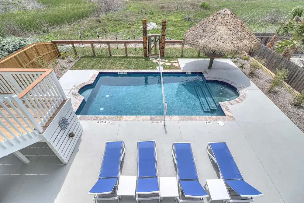 Casa de Coconuts by Silver Sands Vacation Rentals