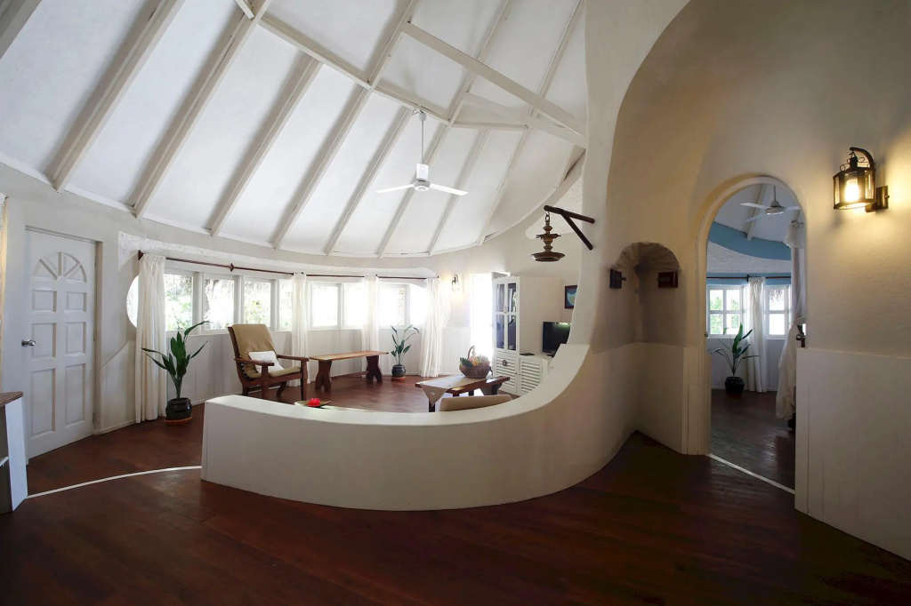 Nika Island Resort & Spa, Maldives