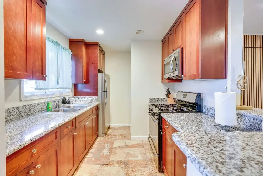 Modern Duplex Near Gaylord Resort & Bayfront!
