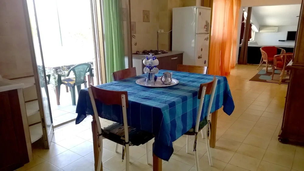 House With 4 Bedrooms in Palermo, With Wonderful sea View, Enclosed Ga