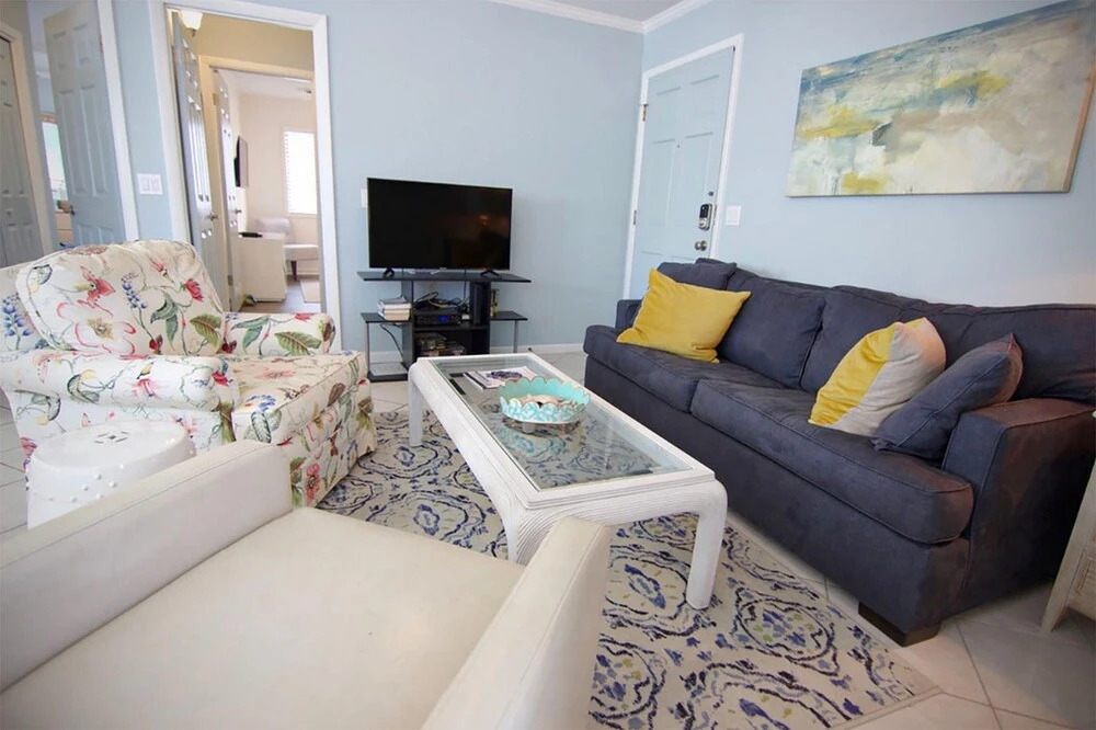 North Lumina Ave Duplex by Sea Scape Properties