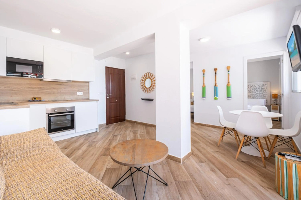 Penthouse El Pato 872