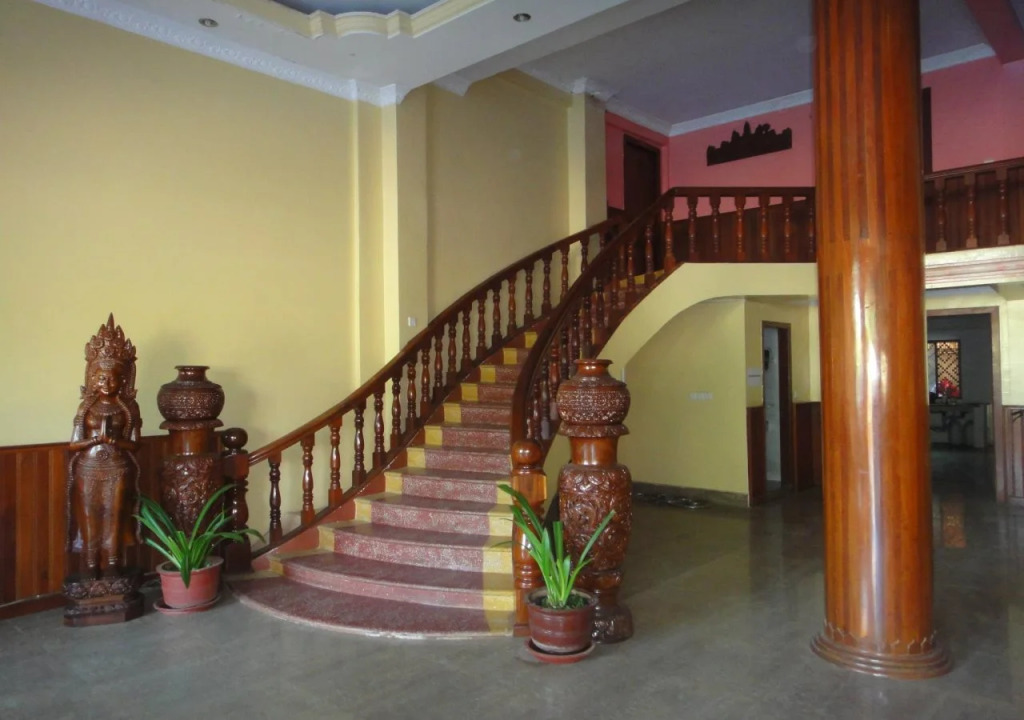 Dynyka Guesthouse