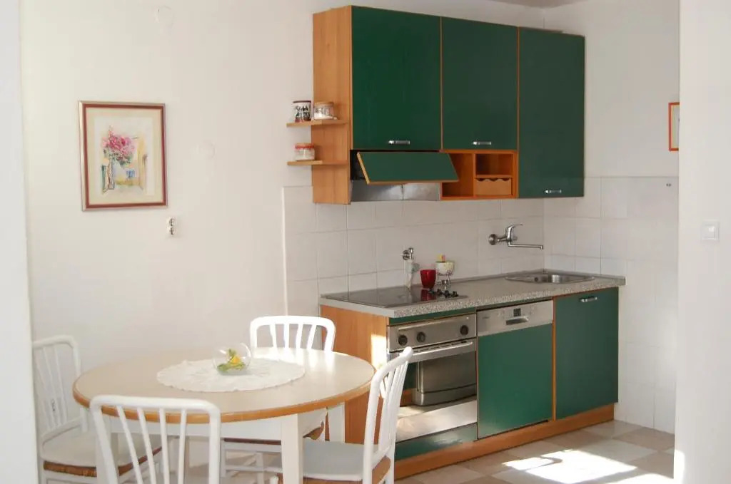 Apartment Definis