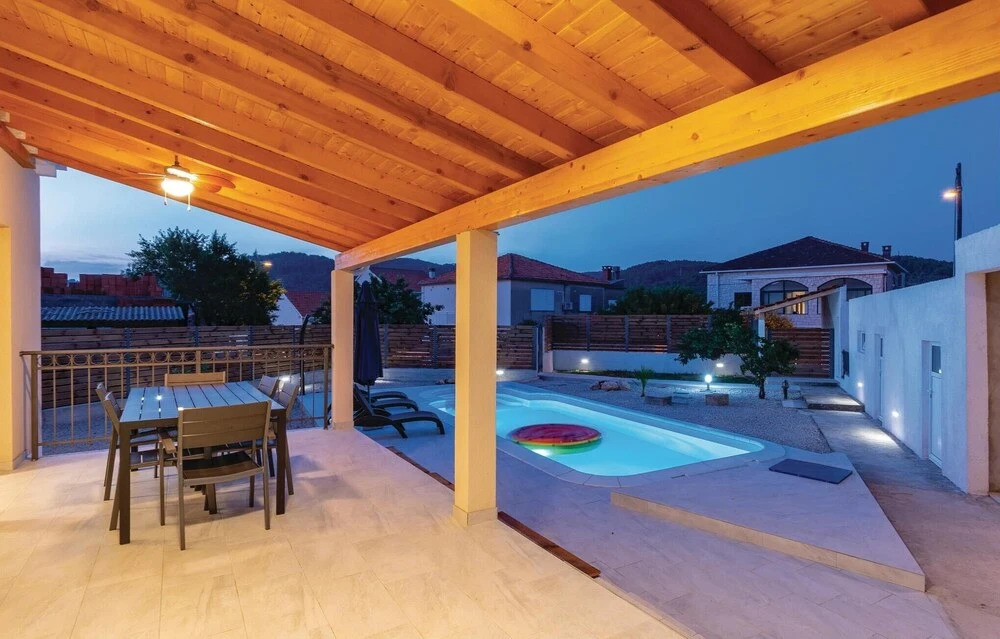 Awesome Home in Vela Luka With Outdoor Swimming Pool, Wifi and Outdoor Swimming Pool