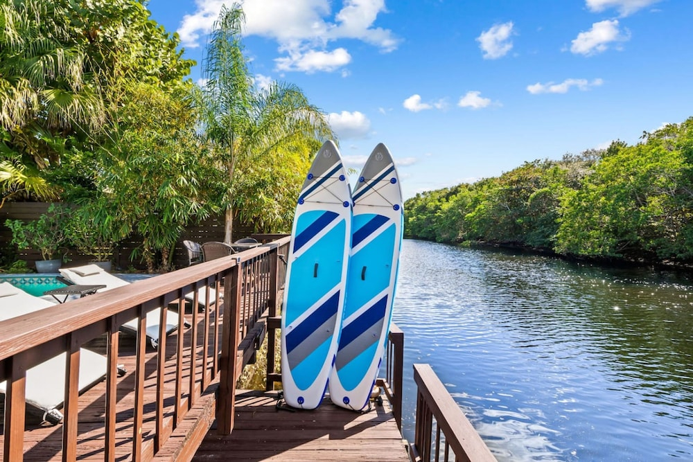 Backyard Oasis Waterfront Pool Paddle Board