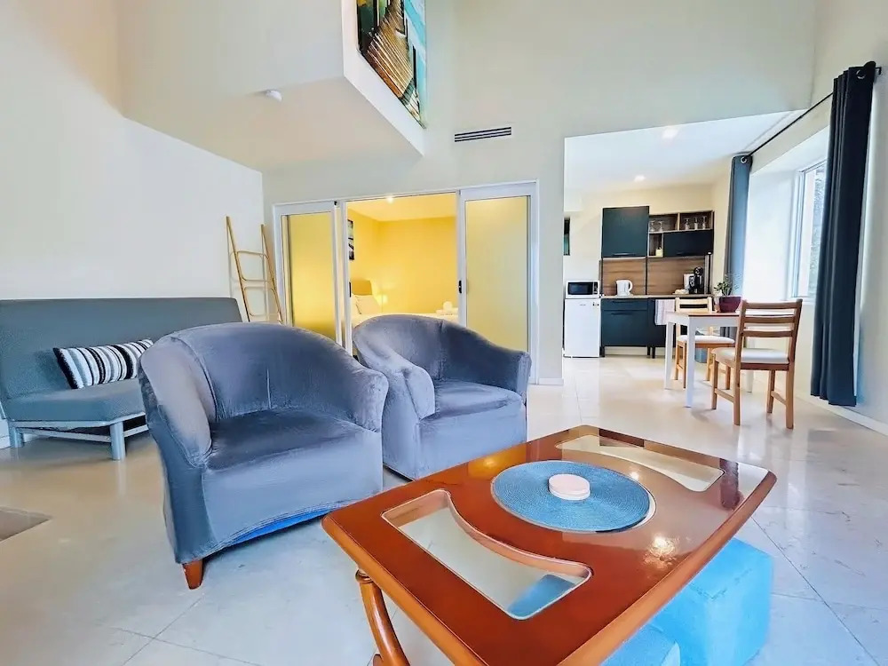 Kozyguru | Summer Hill | 1 Bed Townhouse