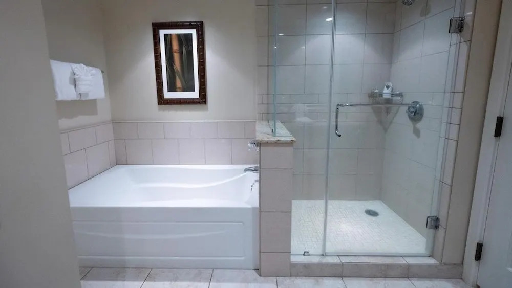 Maui Westside Properties: K301 Amazing 2 Bed W/bbq 2 Bedroom Condo