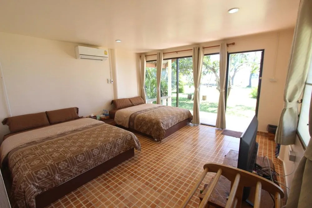 TK Beach Resort Koh Mak