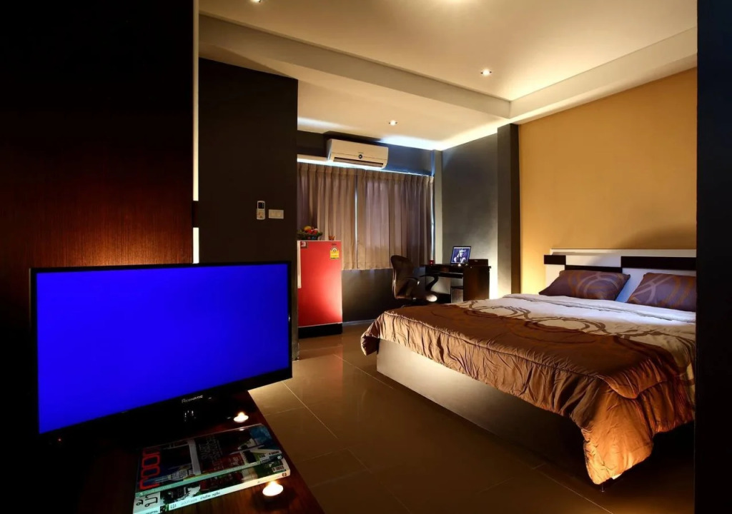 Lancome Plus Hotel