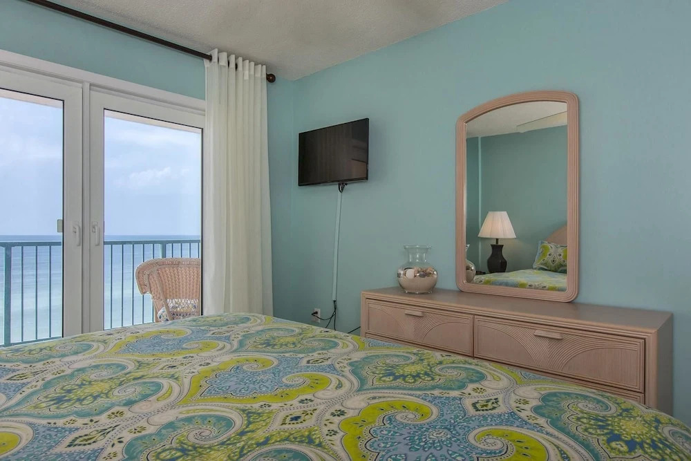 Surfside Shores II 2905