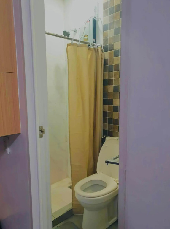 Cozy Unit at the heart of Balanga City