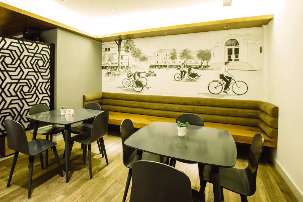 A25 Premium Hotel - 142 Bùi Thị Xuân